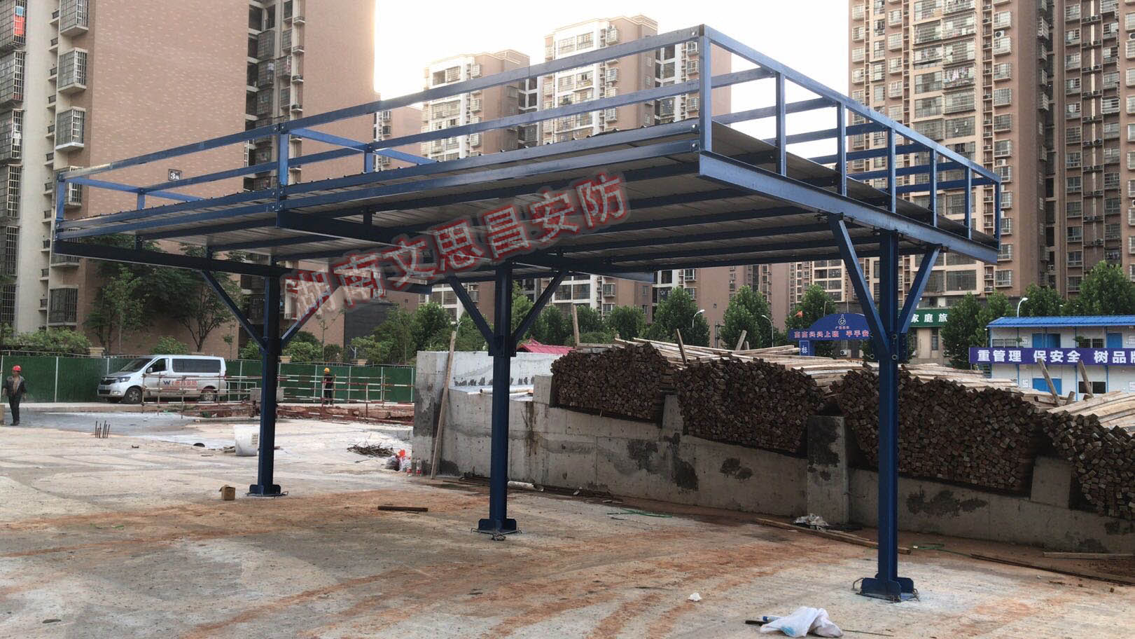 钢筋加工棚安装现场